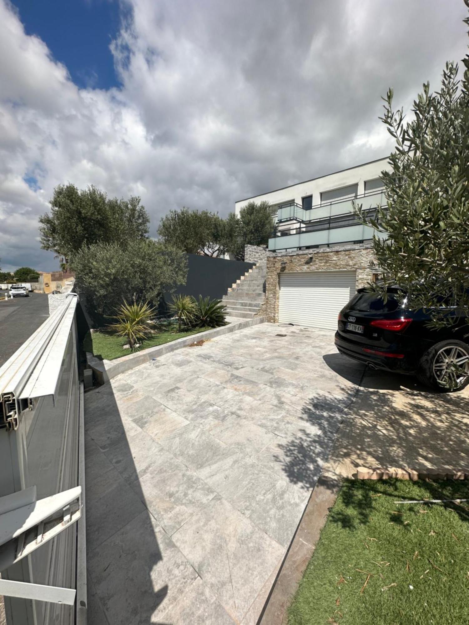 Superbe Appartement Avec Piscine Et Spa Privatif Villeneuve-les-Beziers Exterior photo